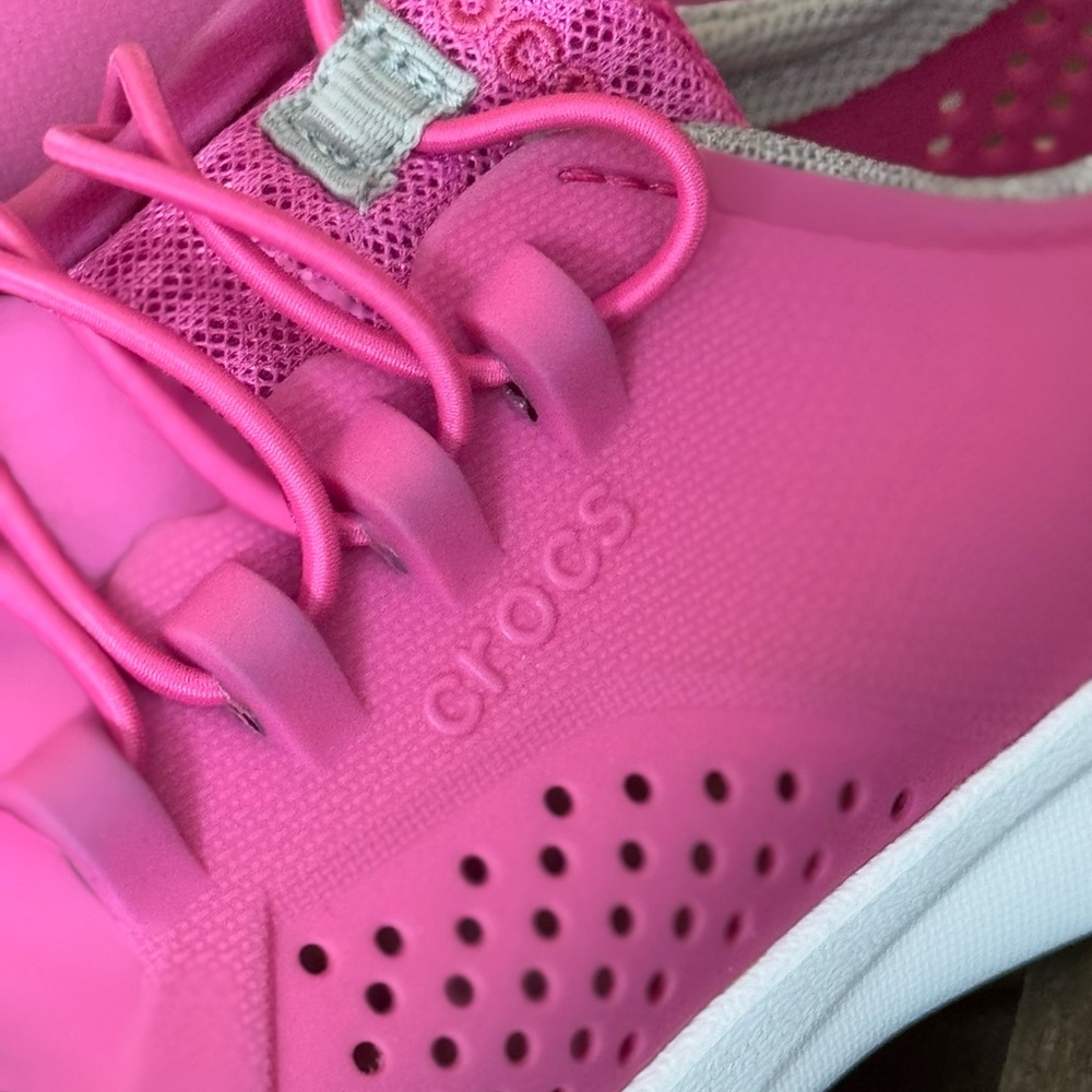 Crocs Shoes Kid's Size J4 Women’s Size 6 Literide Pacer Pink Sneaker Lightweight - Picture 6 of 9